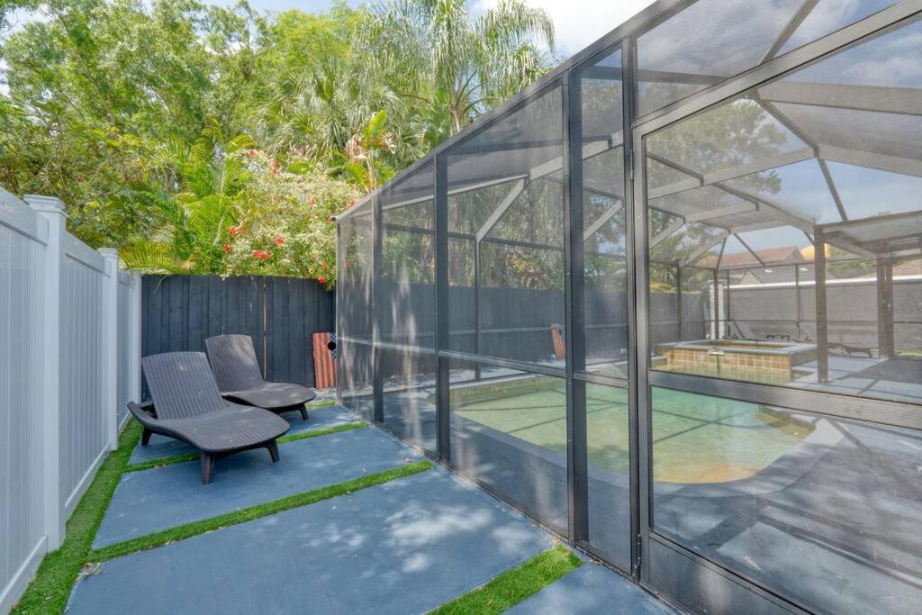 Luxury Style Townhome With Pool - 1 Miles To Bucs Stadium Tampa Kültér fotó